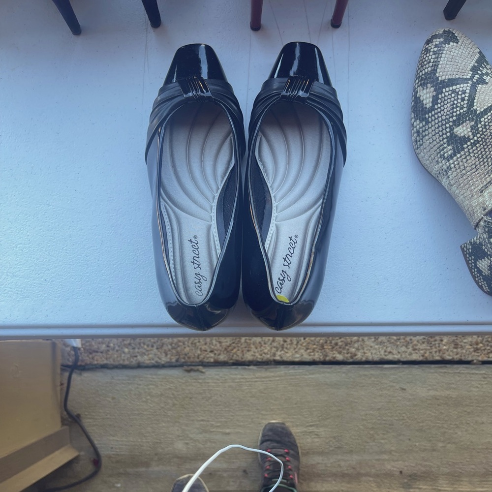 Ladies shoes